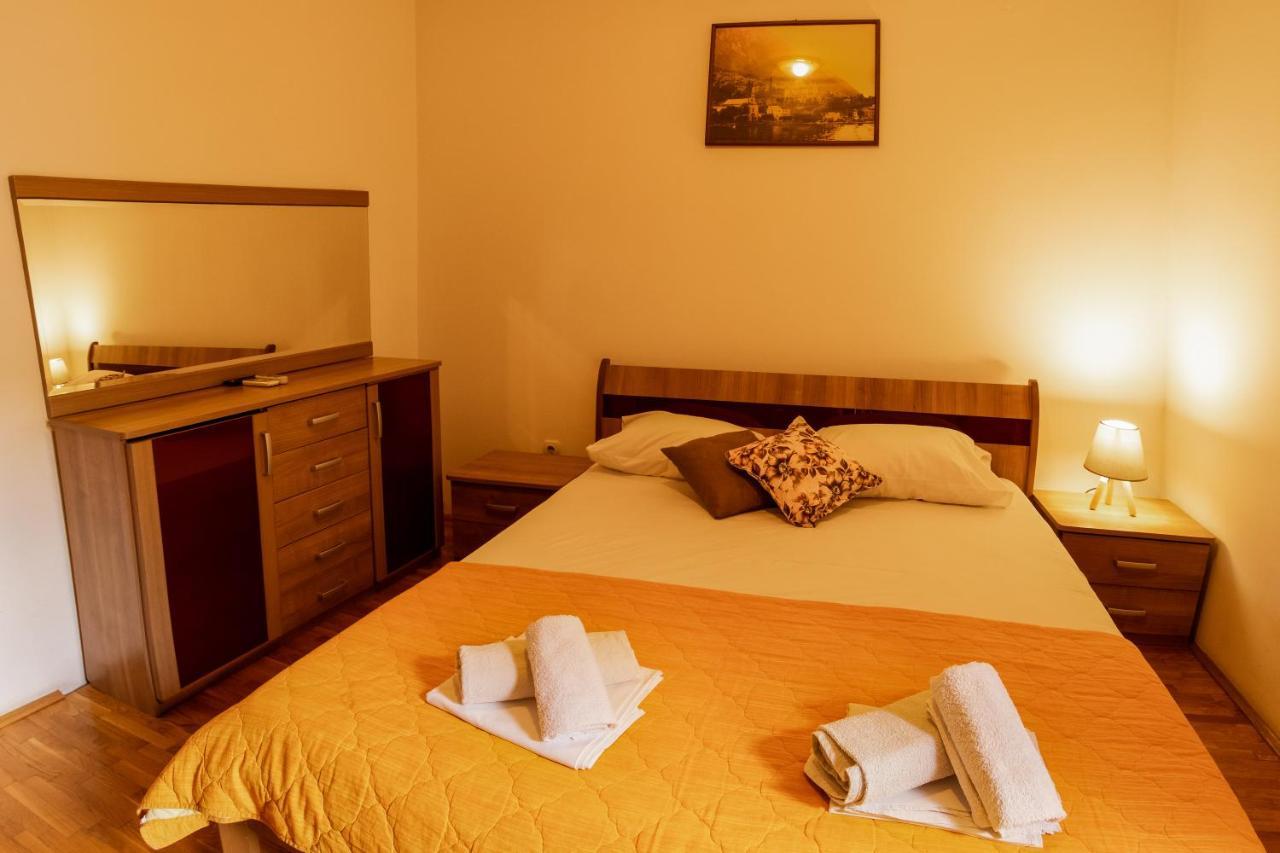 Apartments And Rooms Marija Budva Bagian luar foto