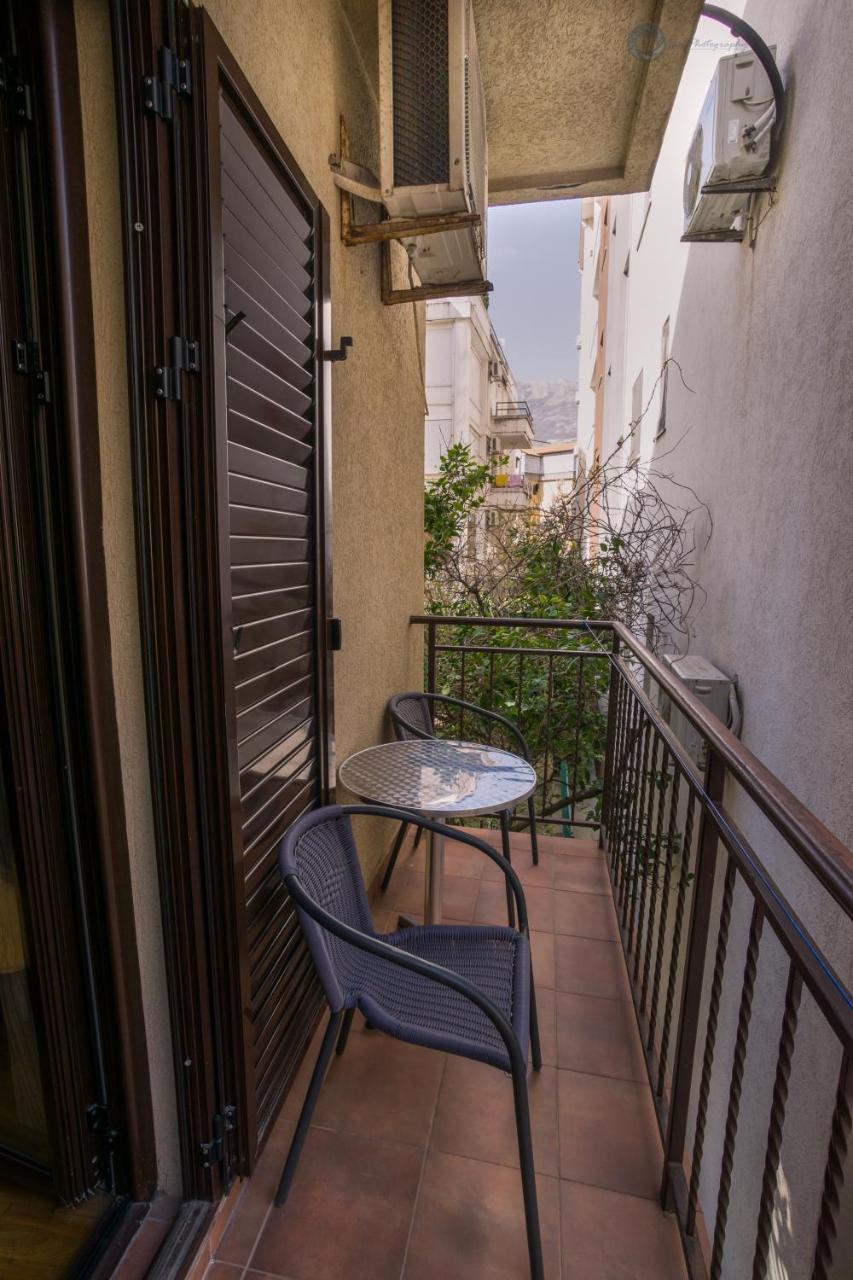 Apartments And Rooms Marija Budva Bagian luar foto