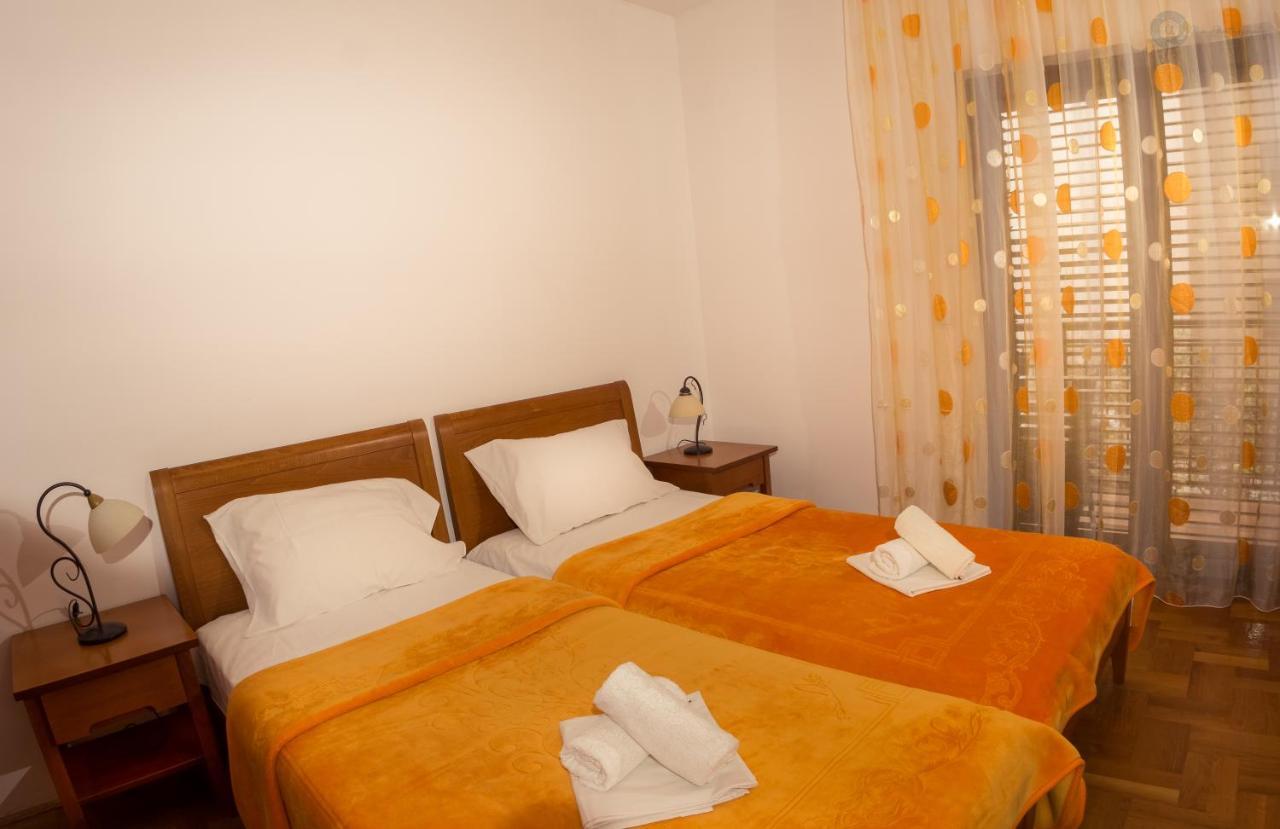 Apartments And Rooms Marija Budva Bagian luar foto