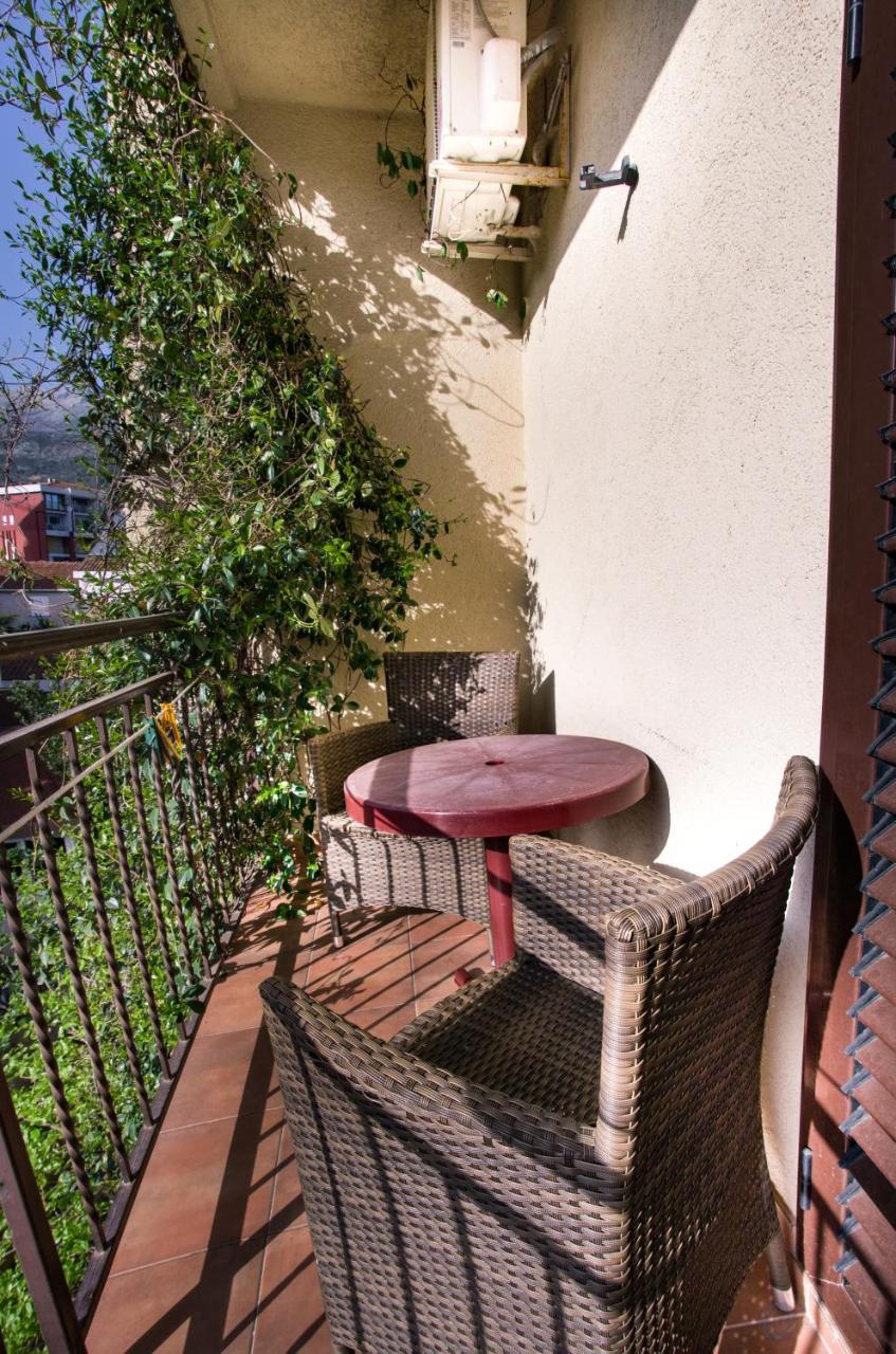 Apartments And Rooms Marija Budva Bagian luar foto