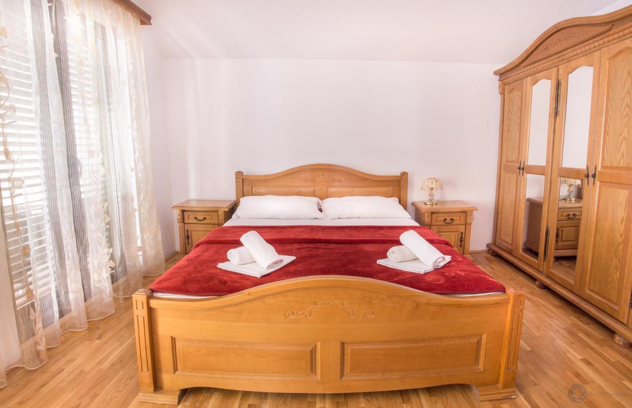 Apartments And Rooms Marija Budva Bagian luar foto